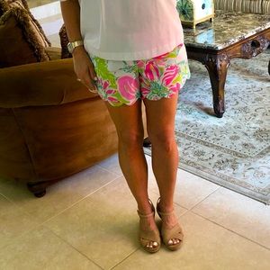 Lilly Pulitzer buttercup shorts